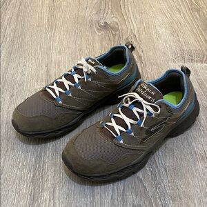 SKECHERS• walking shoes • SZ. 8.5 women